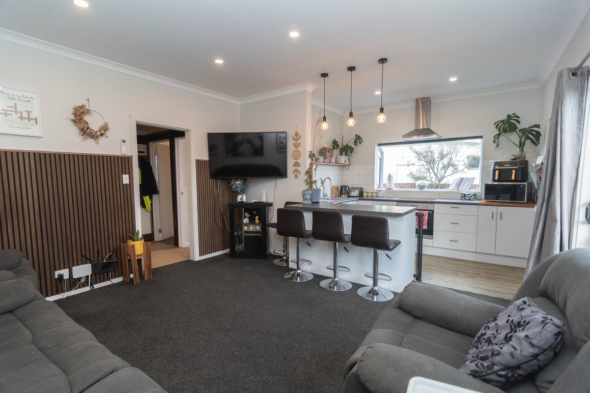 31 Gammack Street, Temuka - Carousel 2