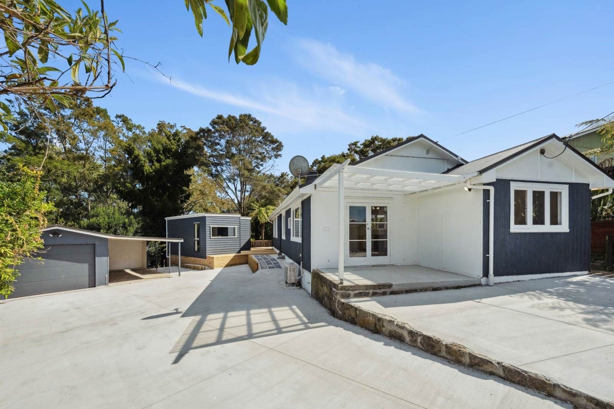 36 Don Buck Road, Massey, Auckland - Carousel 1