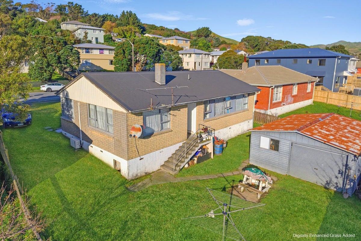 347 Warspite Avenue, Waitangirua, Porirua - Carousel 2