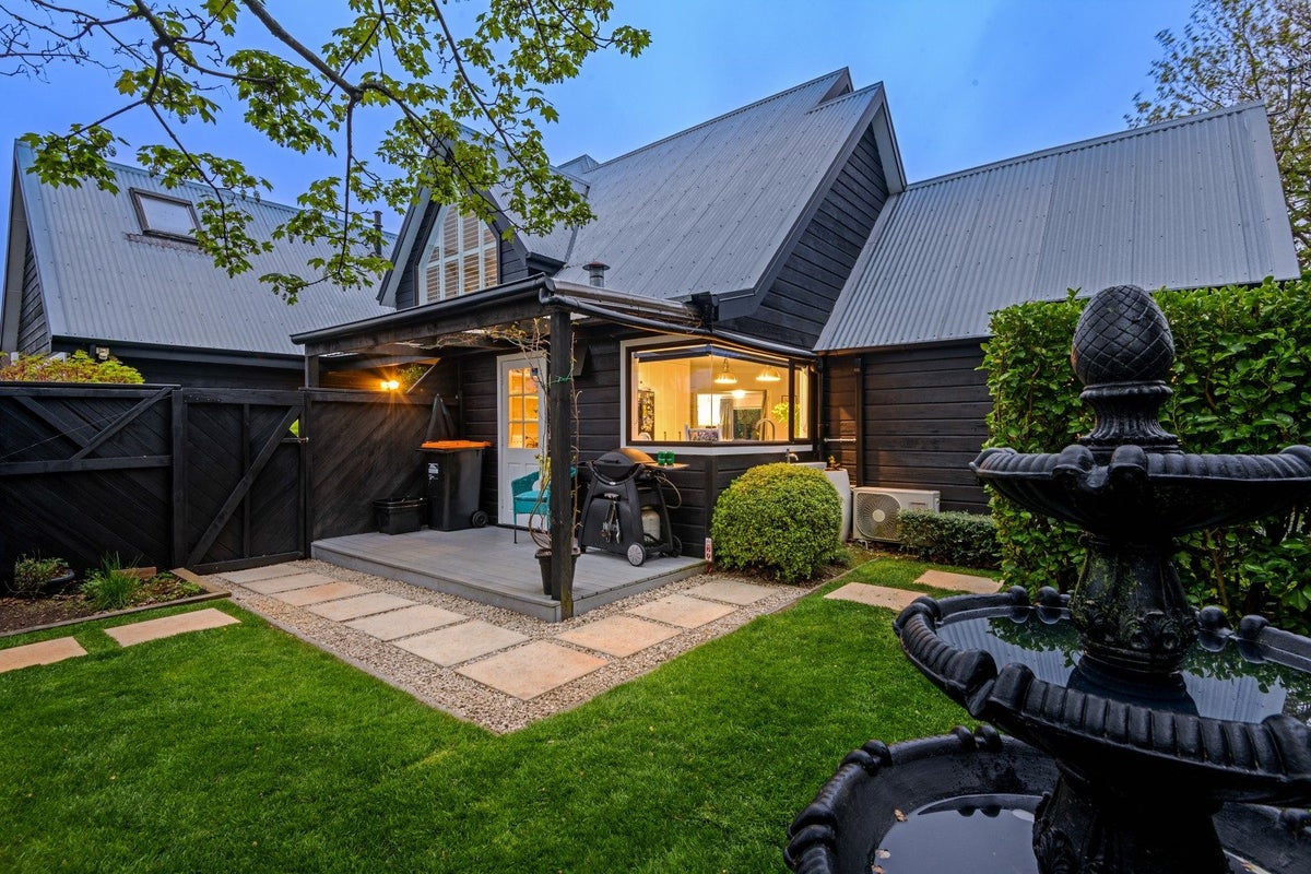 Property Valuation for 21 Palm Avenue, Hokowhitu, Palmerston North ...