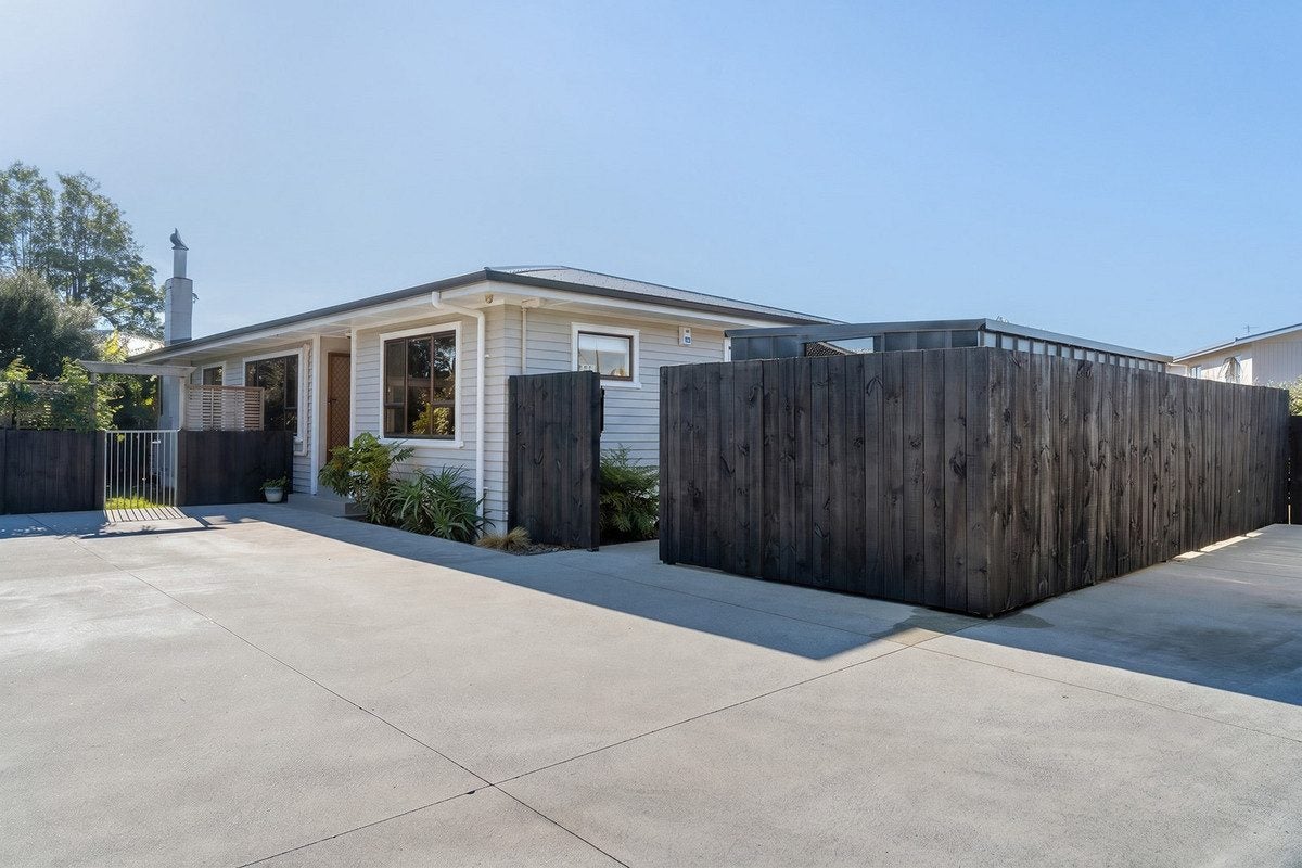 169 Welcome Bay Road, Welcome Bay, Tauranga - Carousel 2