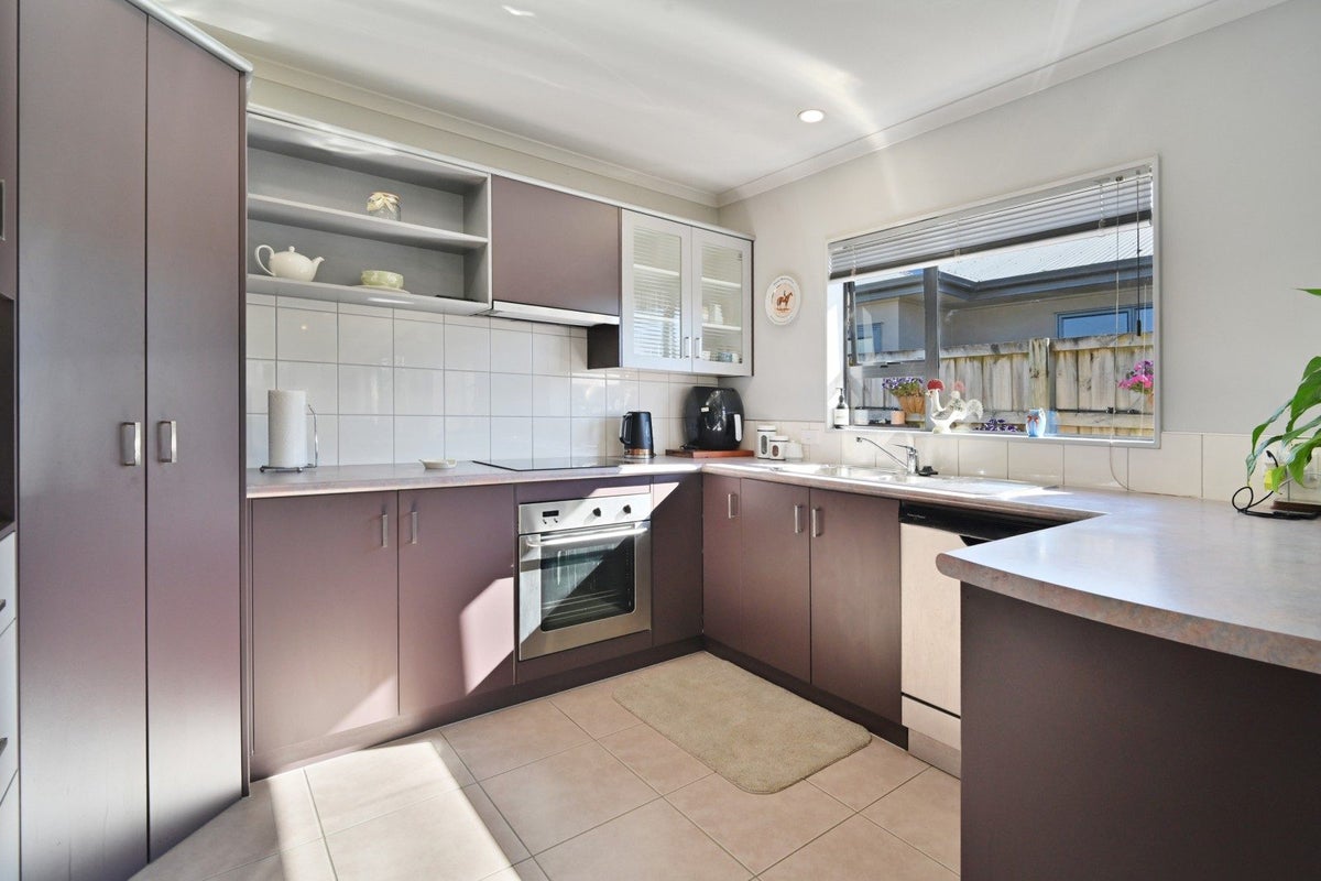 8/1232 Howard ST, Parkvale, Hastings - Carousel 1