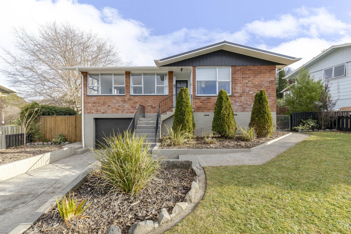 60 Tavistock Street, Westown, New Plymouth - Carousel 1