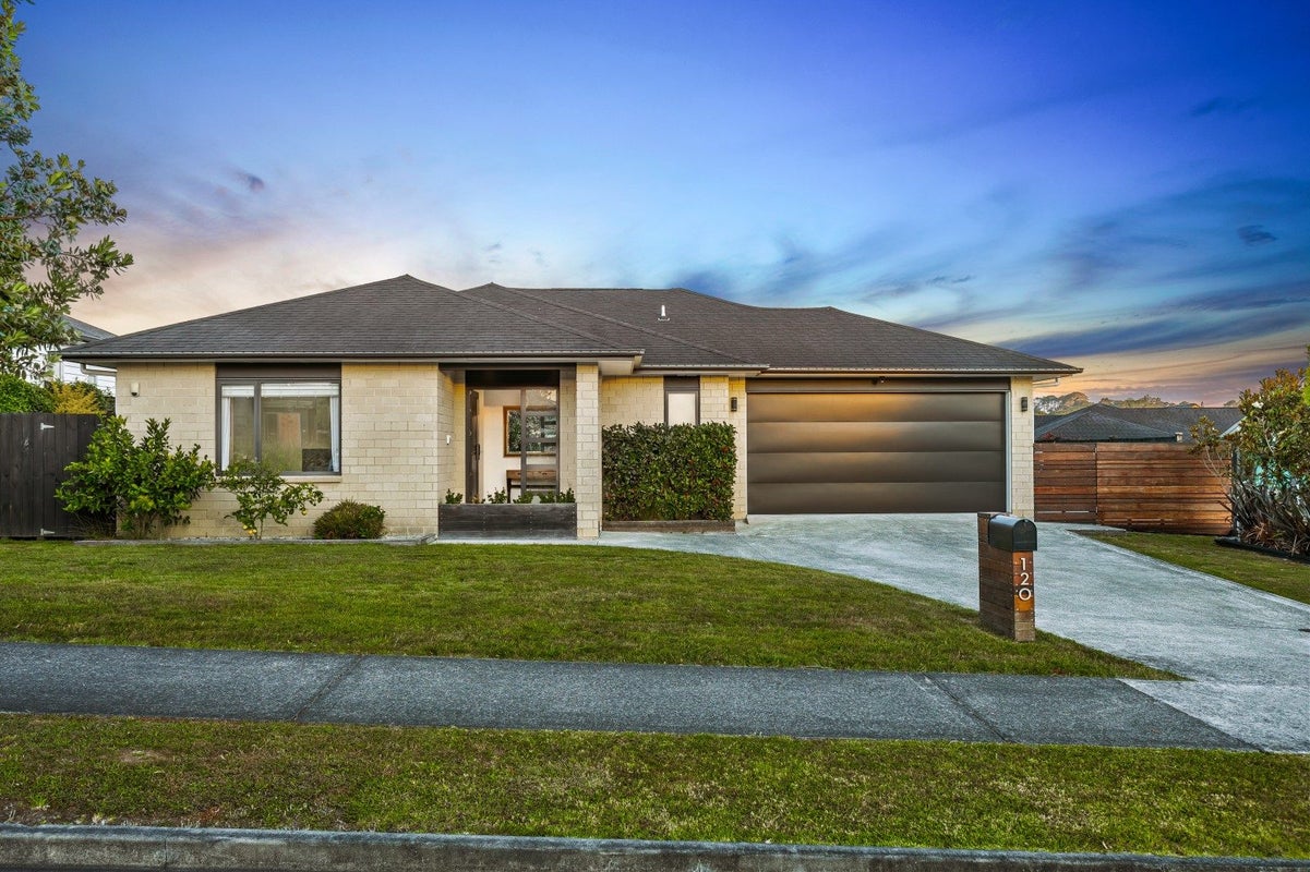120 Pohutukawa Parade, Riverhead, Riverhead - Carousel 2