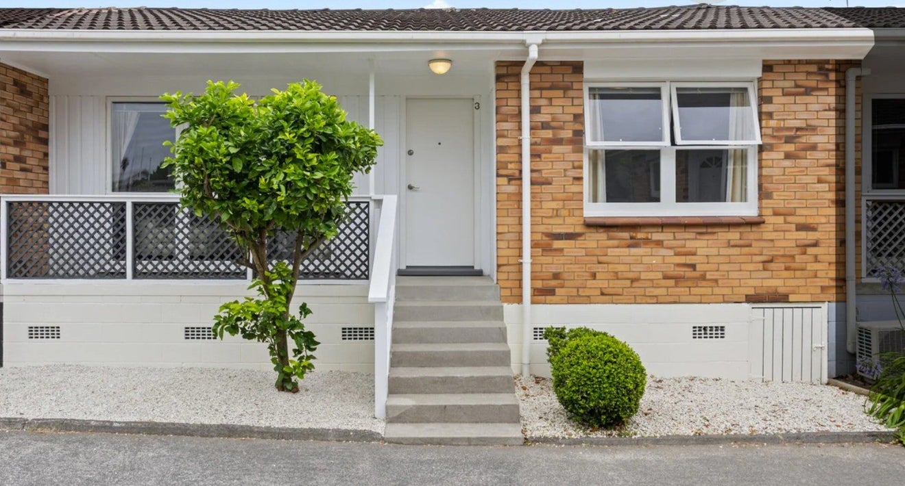 3/126 Marua Road, Ellerslie, Auckland - Carousel 1