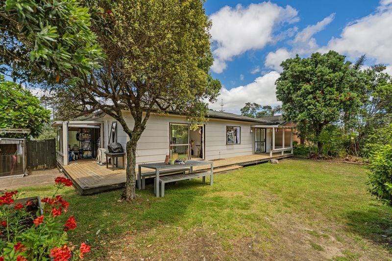 158 Waimaire Avenue, Matarangi, Whitianga - Carousel 1