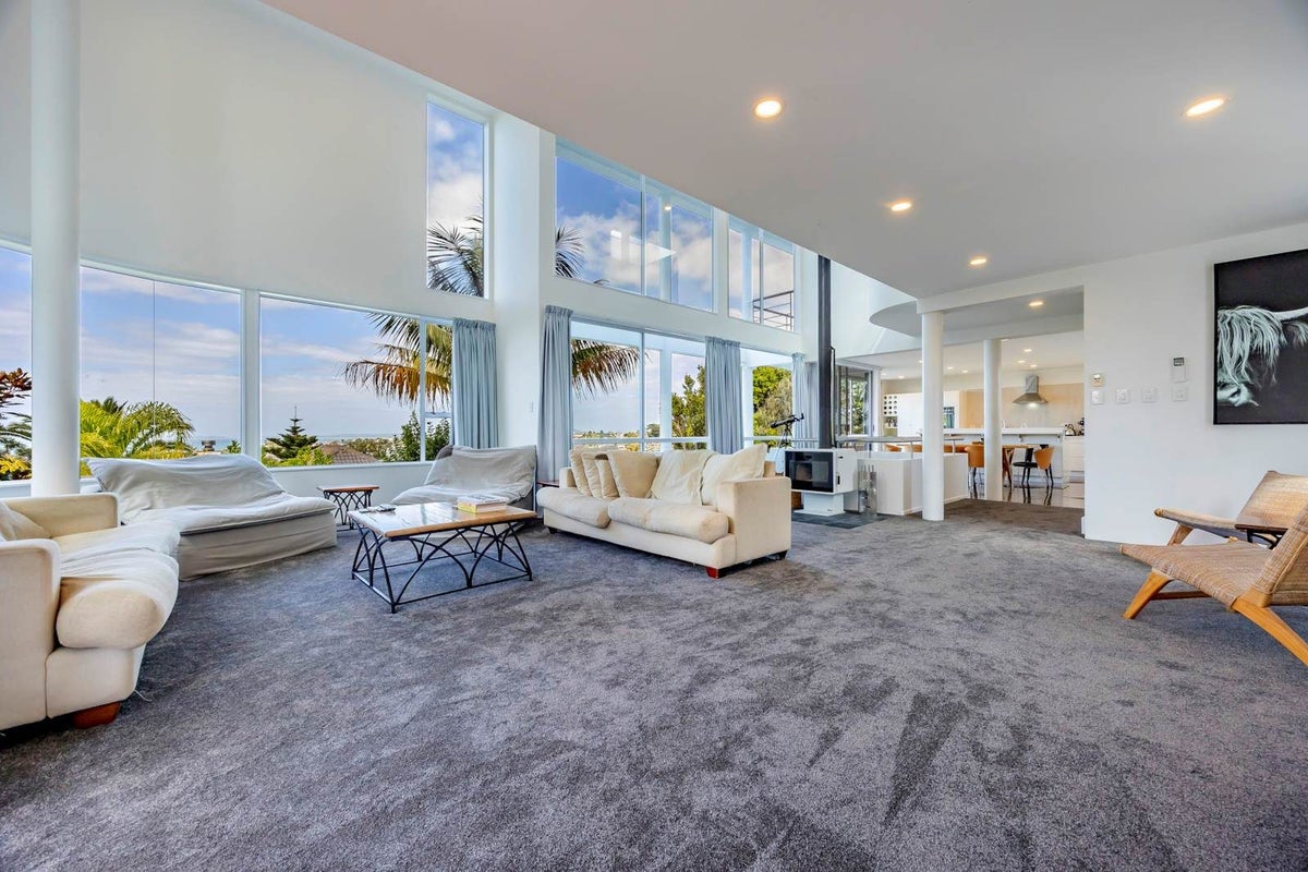 2/36 King Richard Place, Browns Bay, Auckland - Carousel 2
