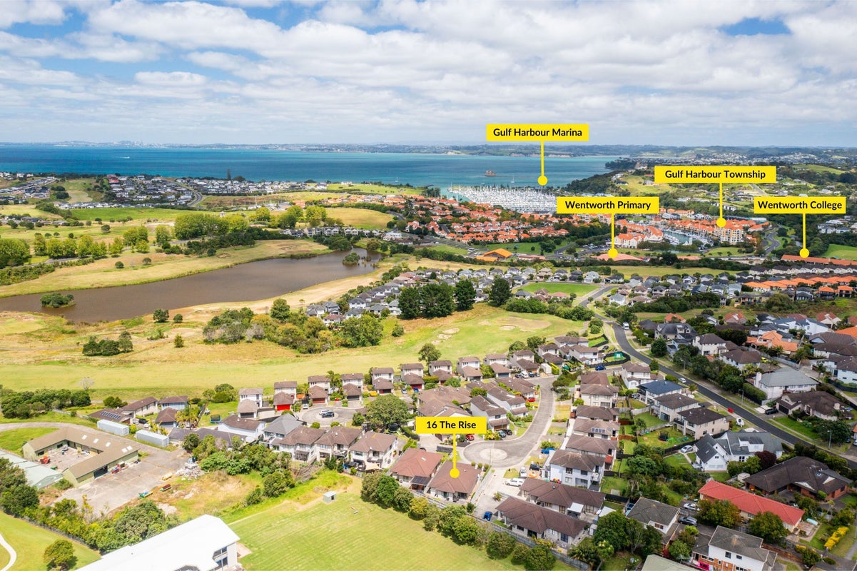 16 The Rise, Hobbs Bay, Auckland - Carousel 1