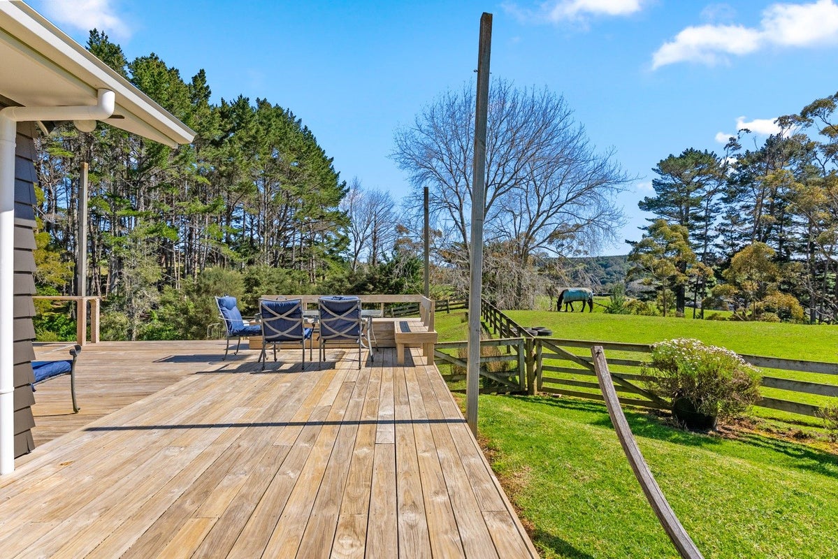 207 Fletcher Road, Waimauku, Waimauku - Carousel 2