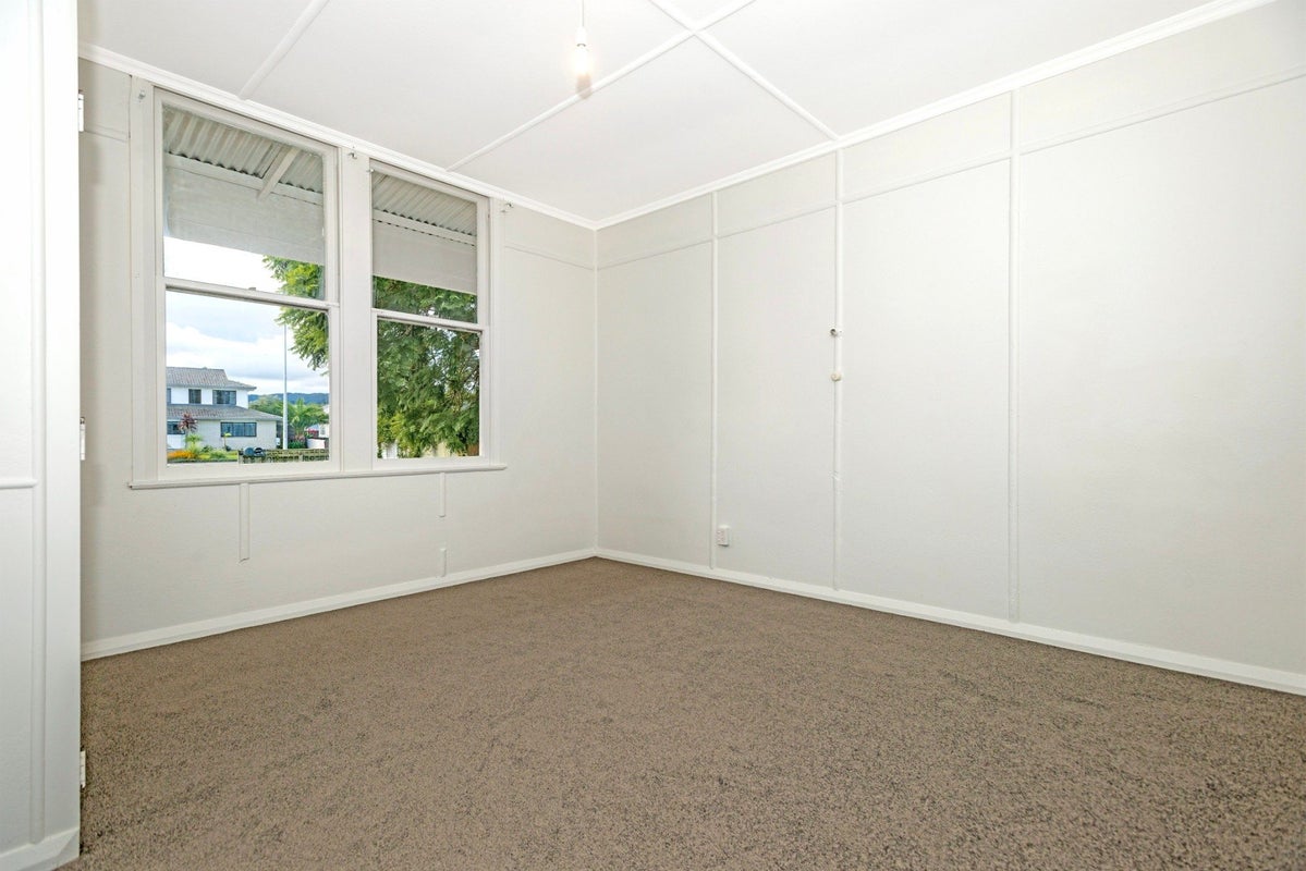 678 GLADSTONE ROAD, Te hapara, Gisborne - Carousel 10