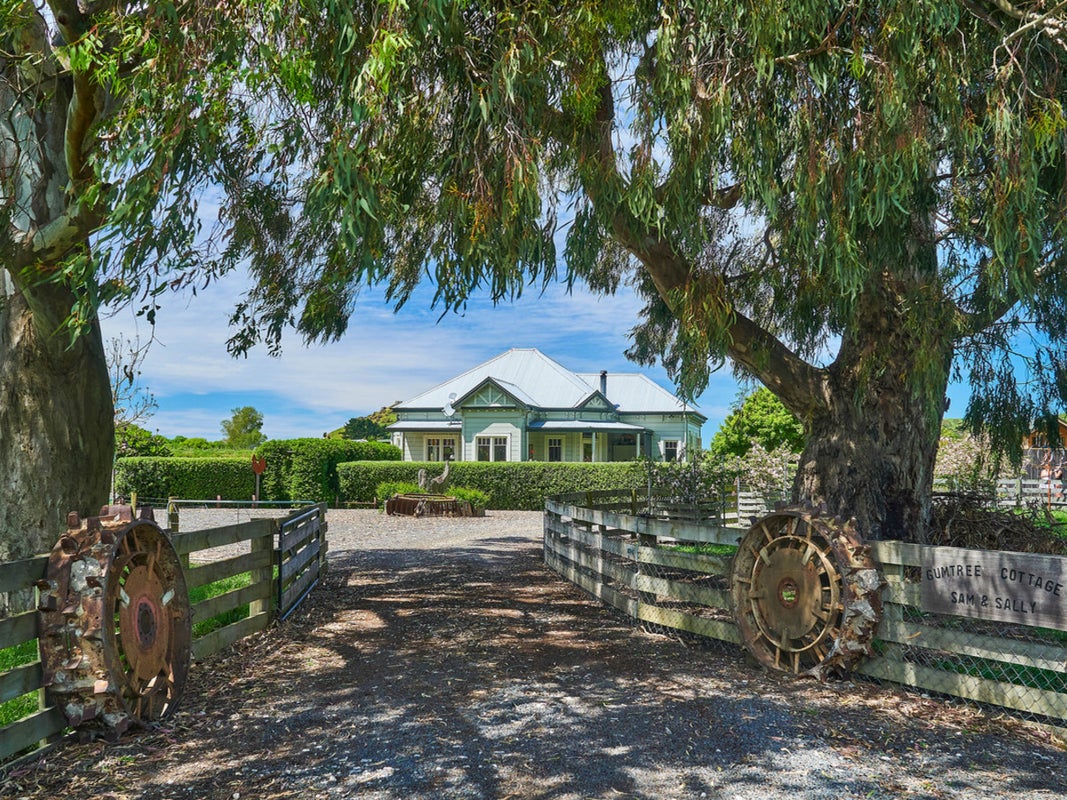 223 Taurau Valley Road, MANUTUKE, Manutuke - Carousel 30