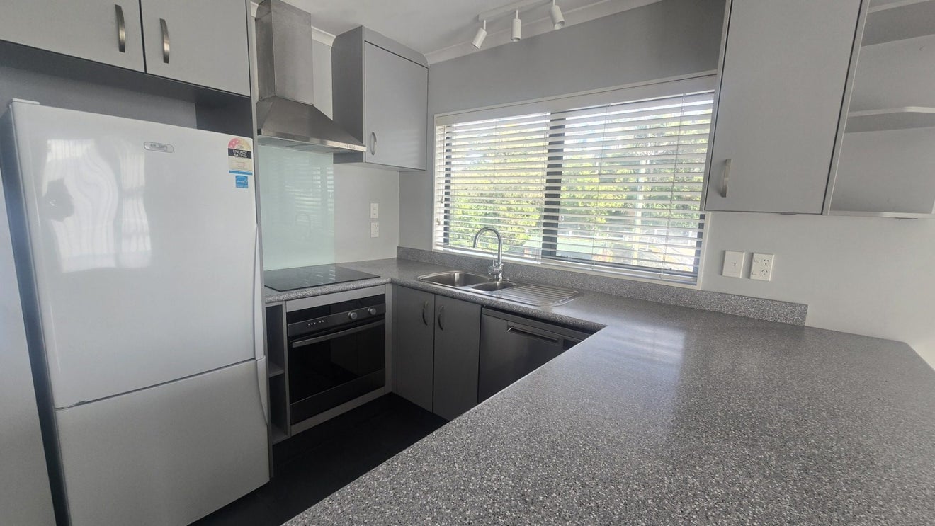 153 Ohiro Road, Brooklyn, Wellington - Carousel 2