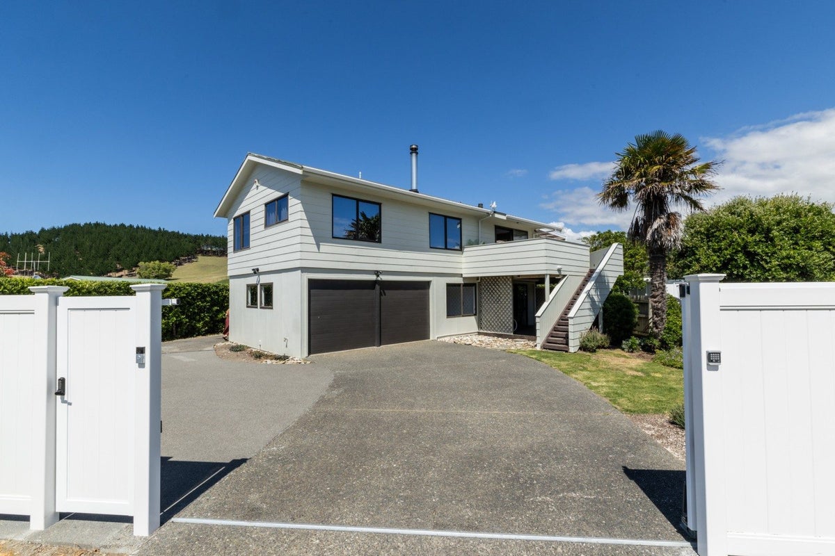 91 Harper Road, Waimarama, Havelock North - Carousel 27