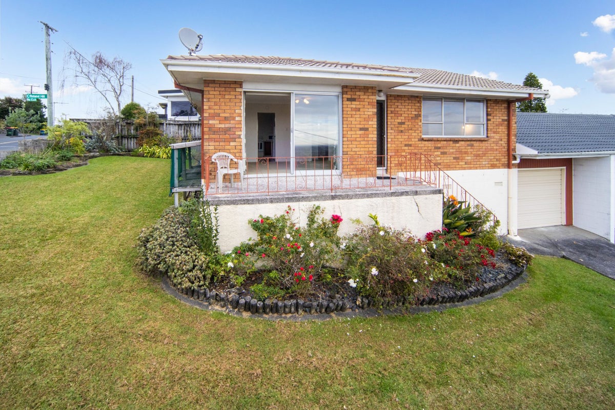 1/2 Routley Drive, Glen Eden, Auckland - Carousel 32