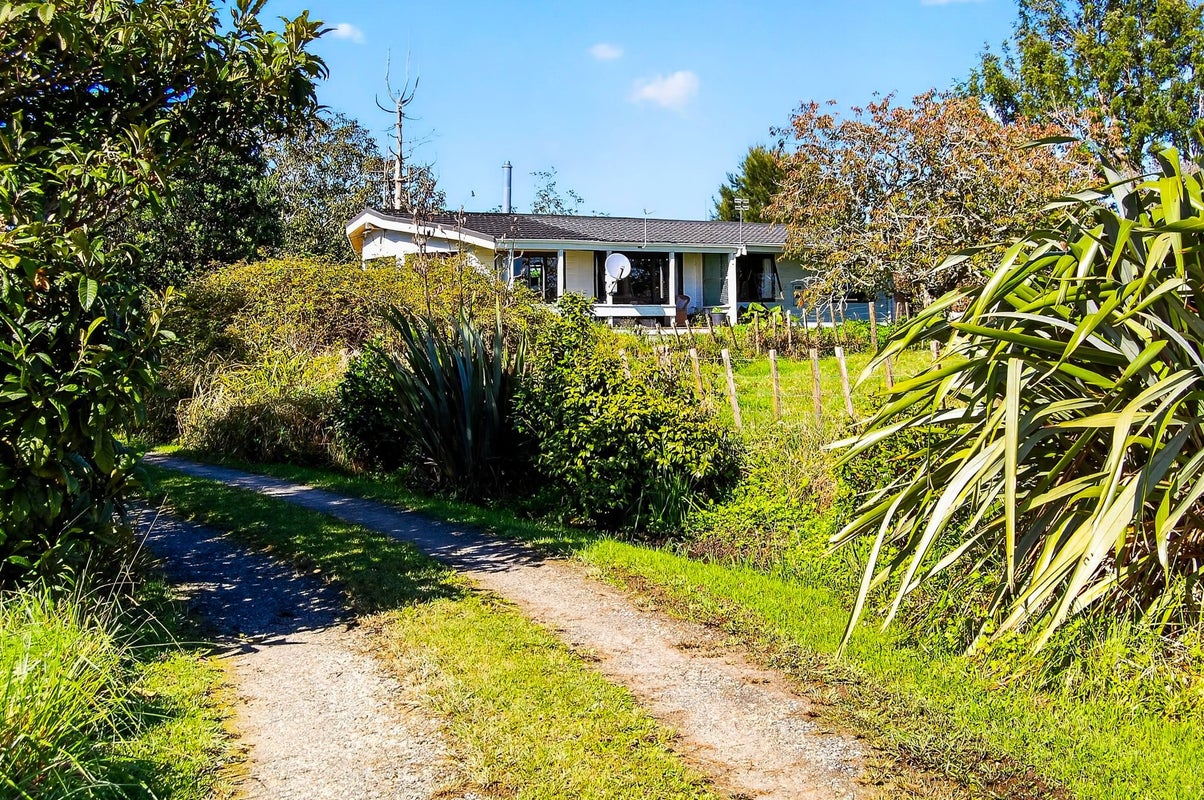 288 Valley Road, Kaiwaka, Kaiwaka - Carousel 2