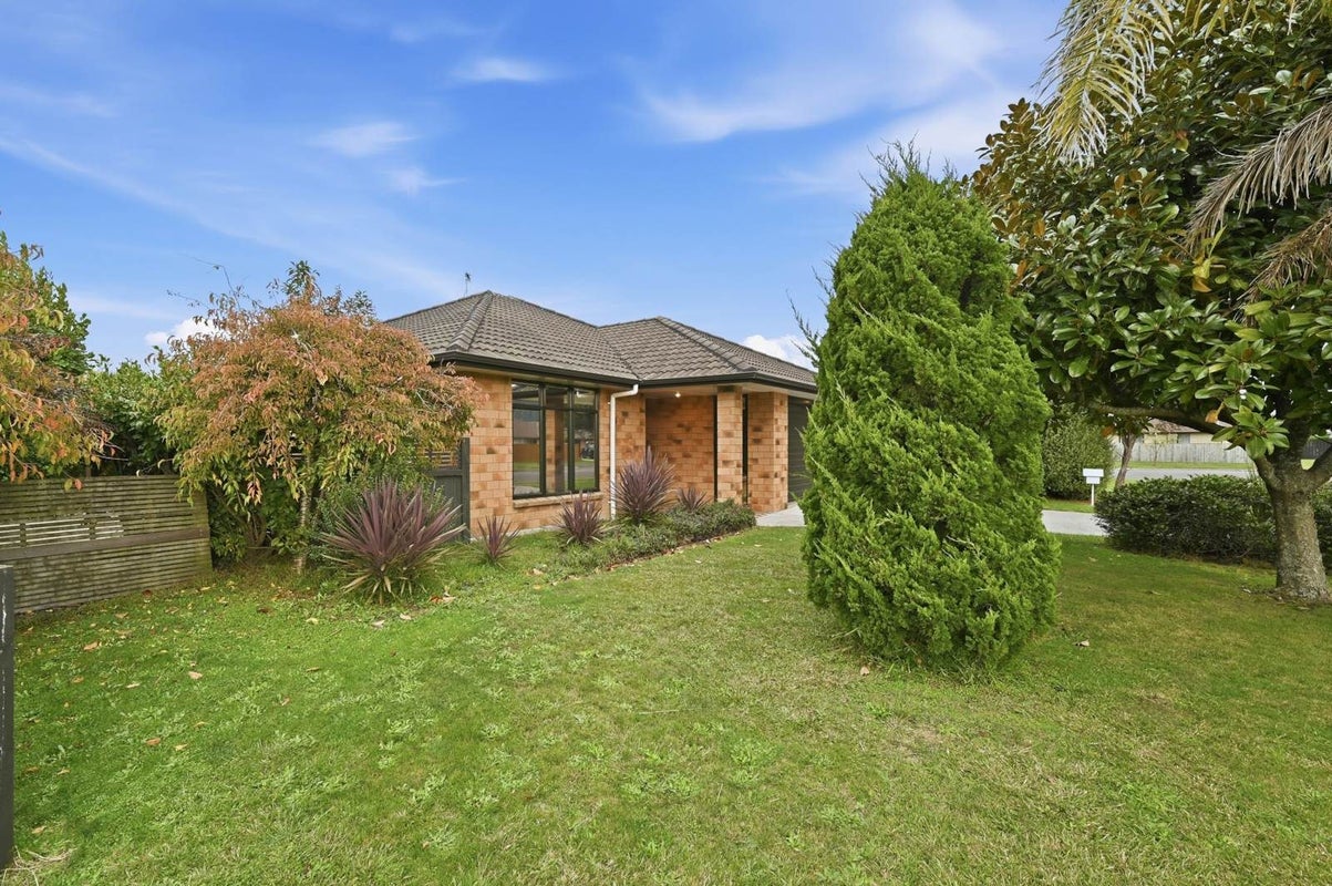 26 Kinder Place, Ngongotaha, Rotorua - Carousel 2