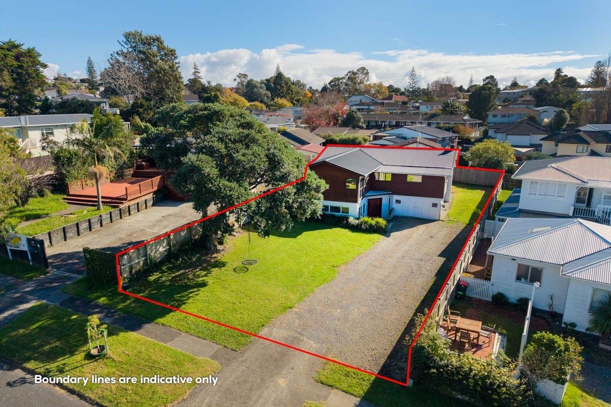 127 Ennis Avenue, Pakuranga Heights, Auckland - Carousel 2