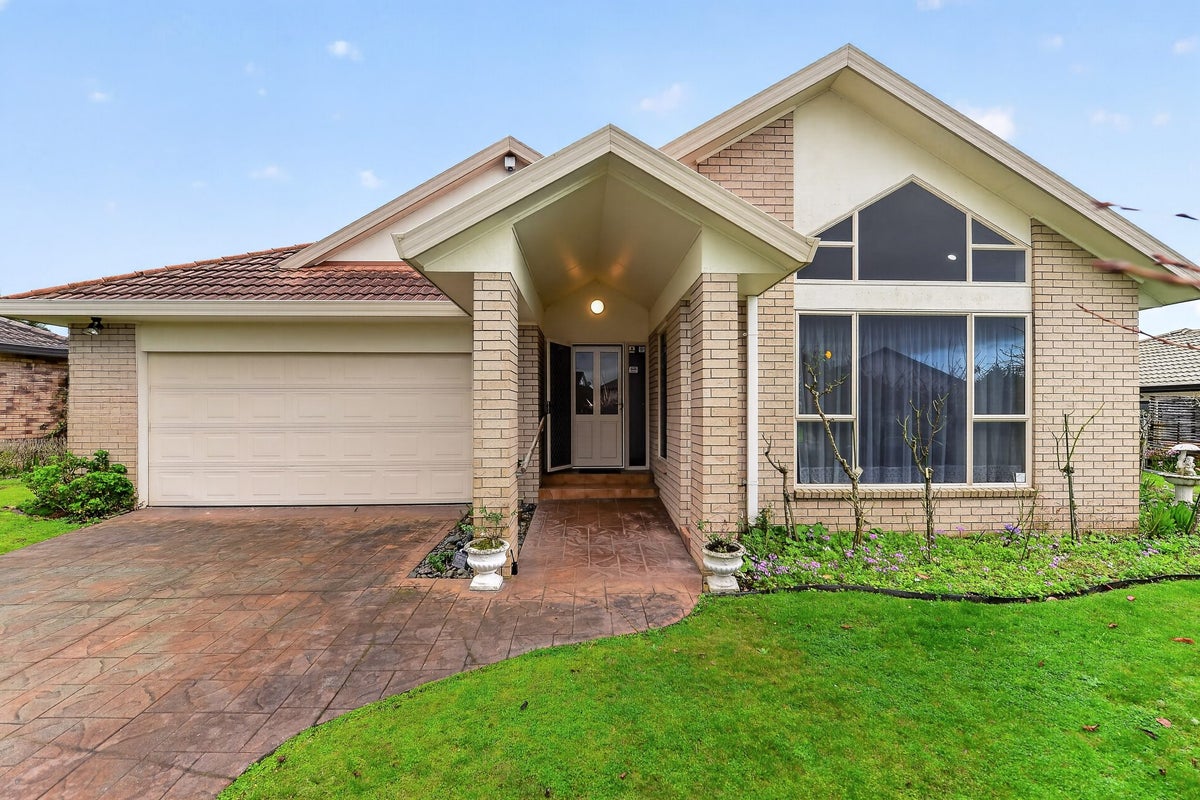 20 Glencoe Place, Nawton, Hamilton - Carousel 1