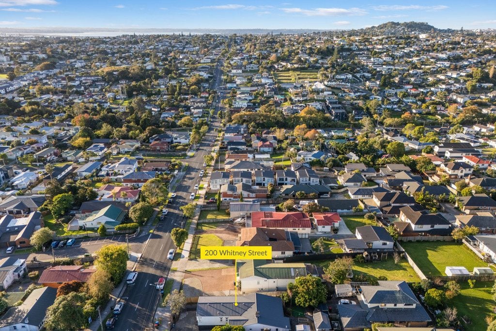 200 Whitney Street, Blockhouse Bay, Auckland - Carousel 41