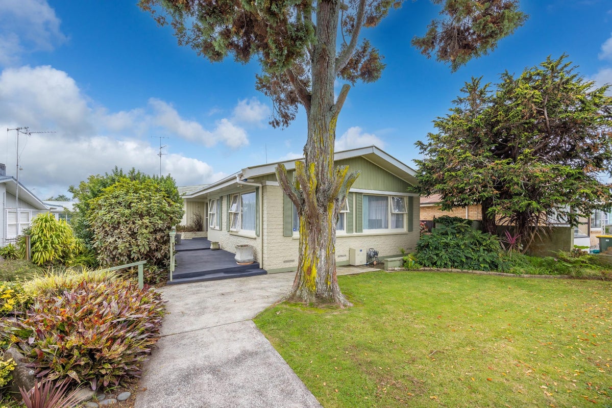 3 Tomin Road, Glenview, Hamilton - Carousel 2