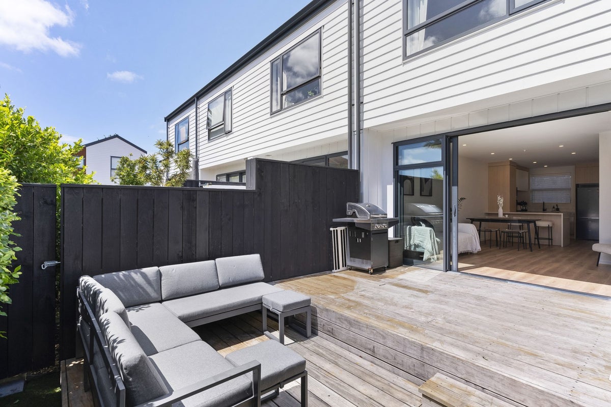 6/48 Salisbury Road, Birkdale, Auckland - Carousel 1