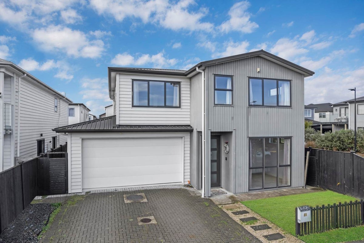 35 Greenfinch Road, Hobsonville, Auckland - Carousel 1