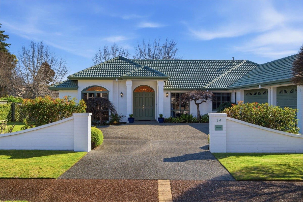 34 Huntington Drive, Bethlehem, Tauranga - Carousel 1