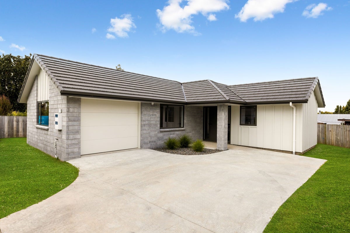 49D Hall Street, Kihikihi, Te Awamutu - Carousel 1