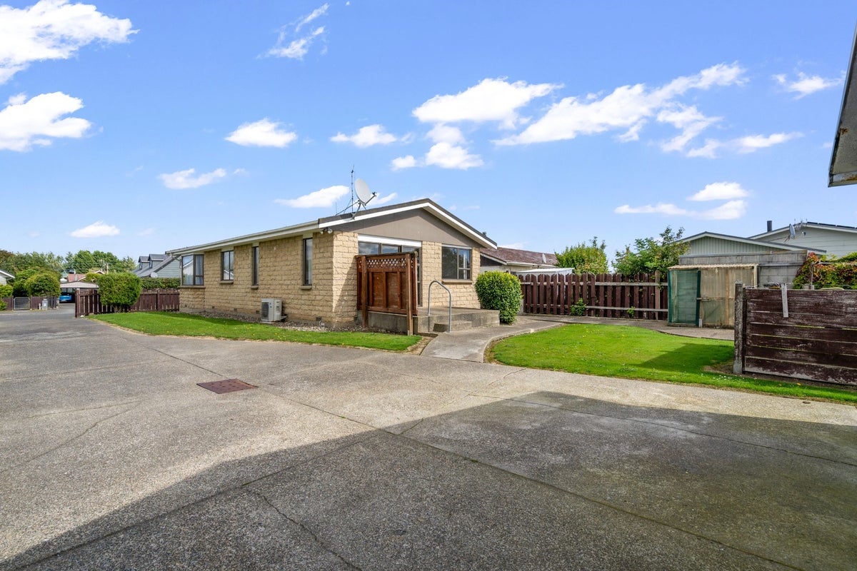 4 Albany Street, Kingswell, Invercargill - Carousel 1