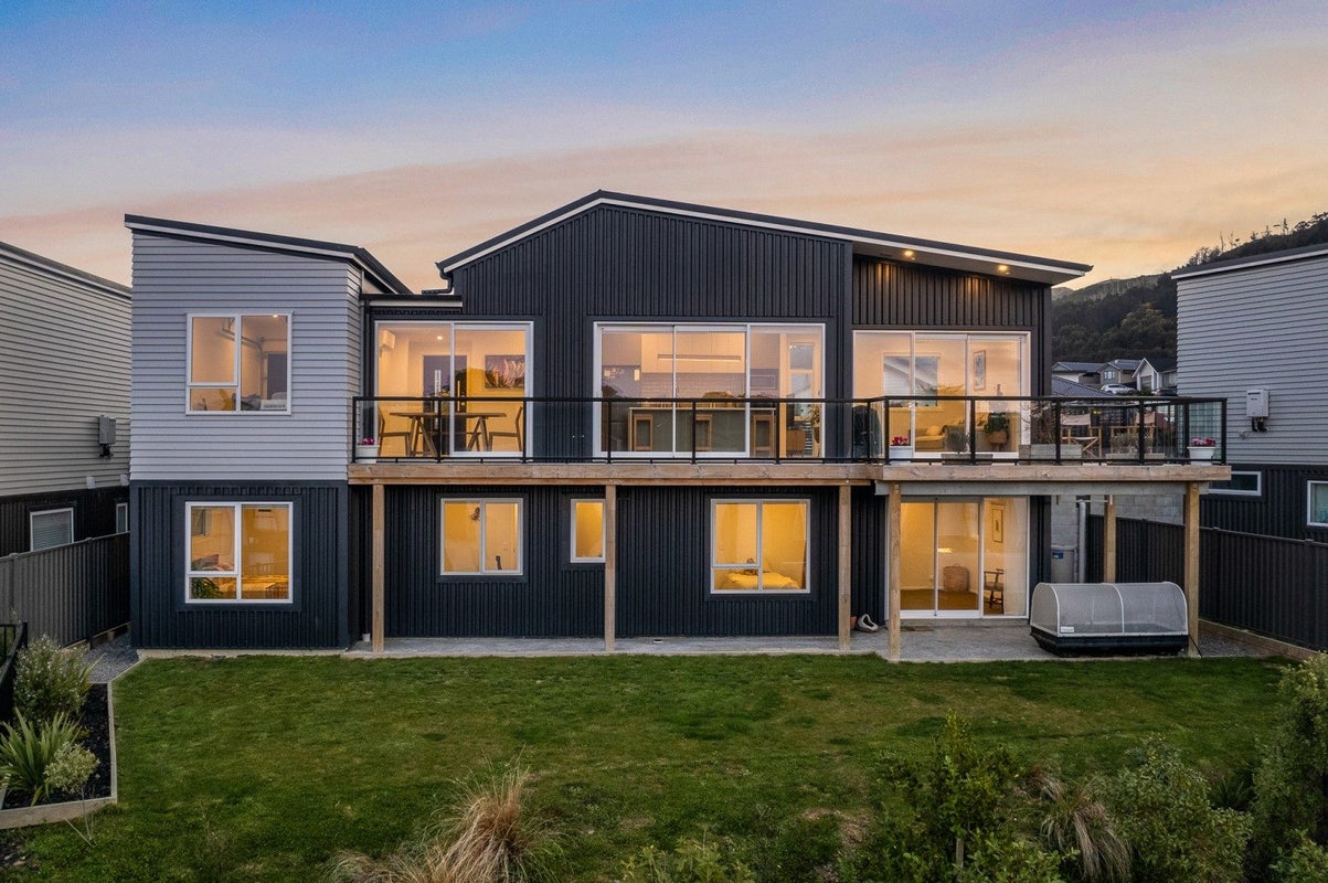 32 Hokioi Drive, Kenepuru, Porirua - Carousel 2