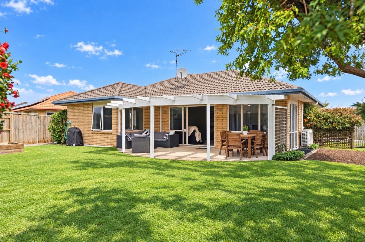 8 Evergreen Glade, Papamoa Beach, Papamoa - Carousel 2