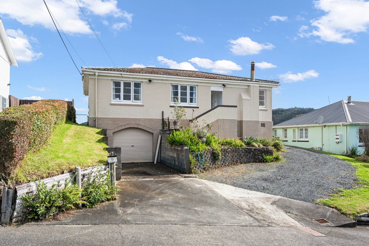 30 Anzac Road, Morningside, Whangarei - Carousel 1