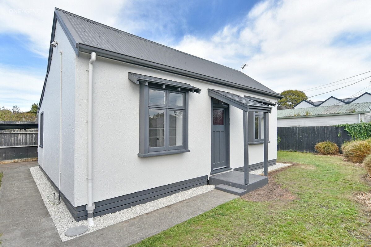 1/184 Hastings Street East, Waltham, Christchurch - Carousel 1