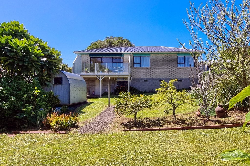 2/3 Kowhai Street, Helensville, Auckland - Carousel 1
