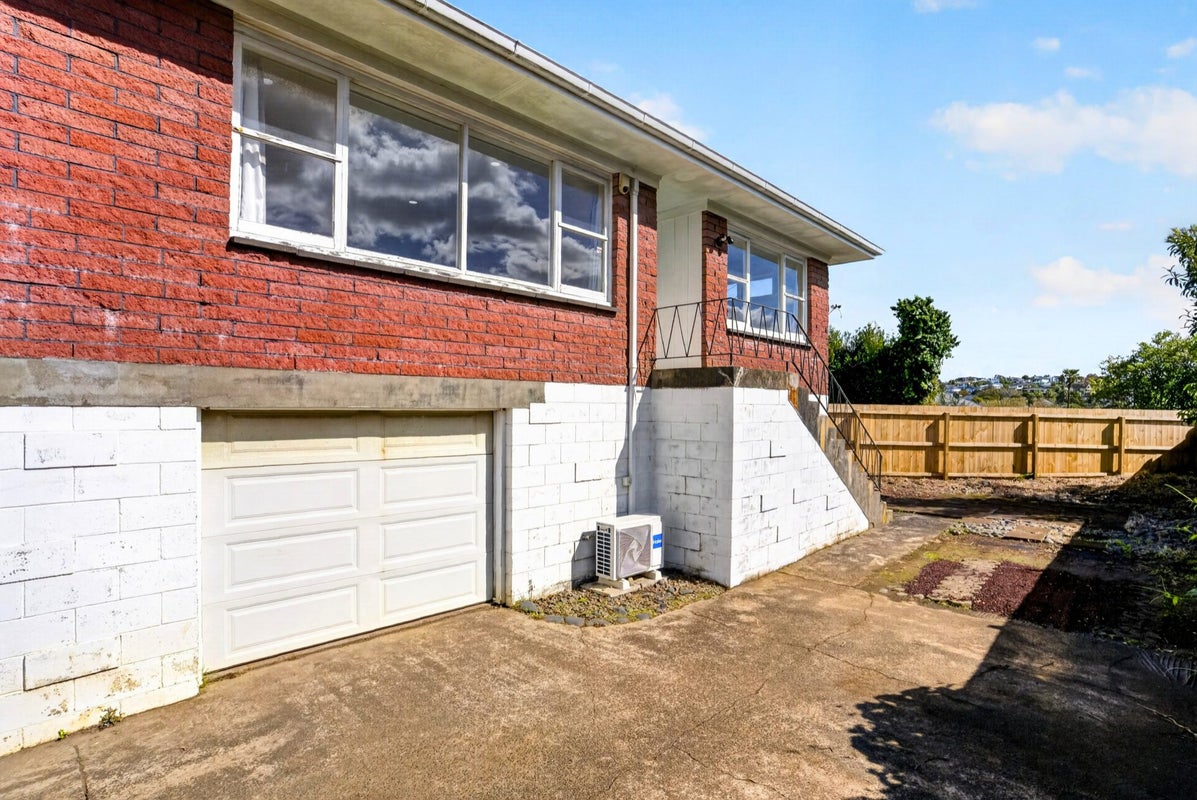 3/155 Shakespeare Road, Milford, Auckland - Carousel 1