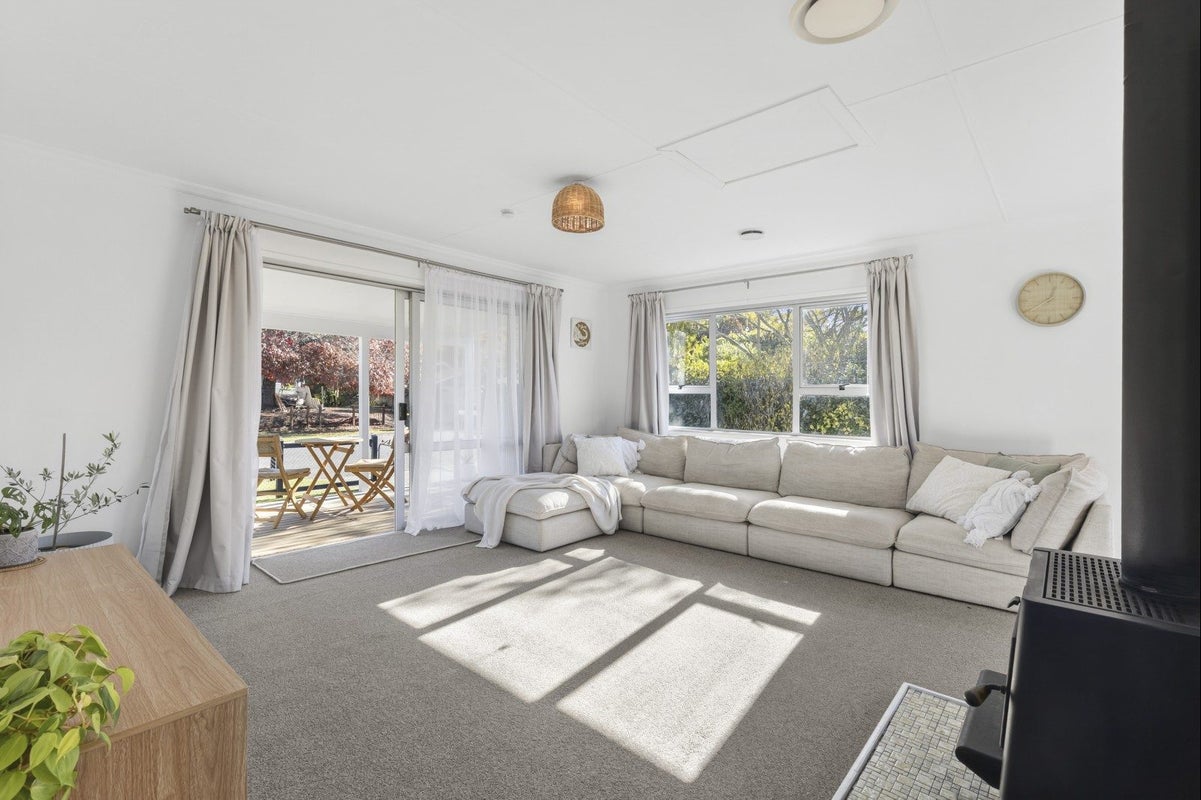 8 Linden Place, Brooklyn, Motueka - Carousel 2