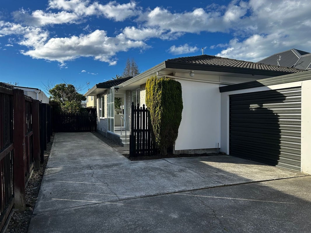 2/19 Boon Street, Sydenham, Christchurch - Carousel 1