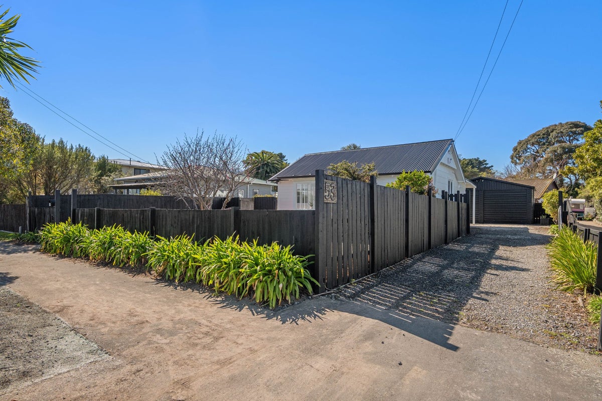 53 Sinclair Street, New Brighton, Christchurch City, Canterbury - Carousel 2