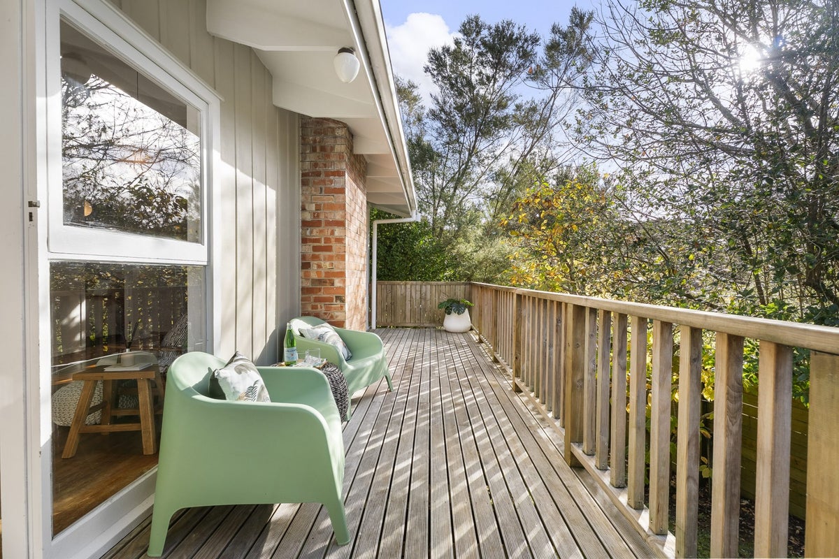 41 Saffron Street, Birkdale, Auckland - Carousel 1