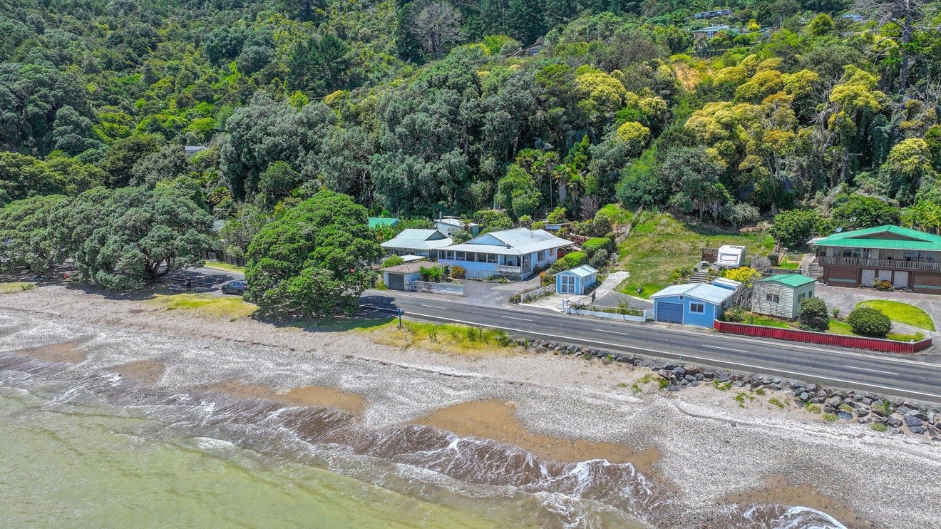 314 Thames Coast Sh25 Road, THORNTON BAY, THAMES - Carousel 1