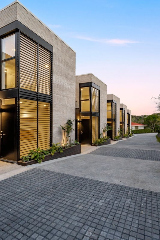 21E Arahia Street, Northcote, Auckland - Carousel 17