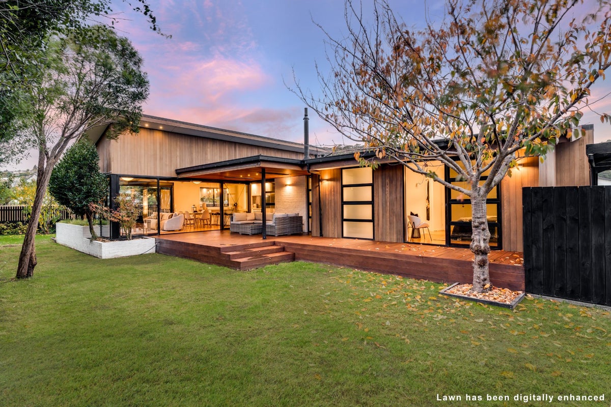25 Landsdowne Terrace, Cashmere, Christchurch - Carousel 1