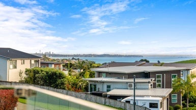 33 Te Puru Drive, Maraetai, Auckland - Carousel 1