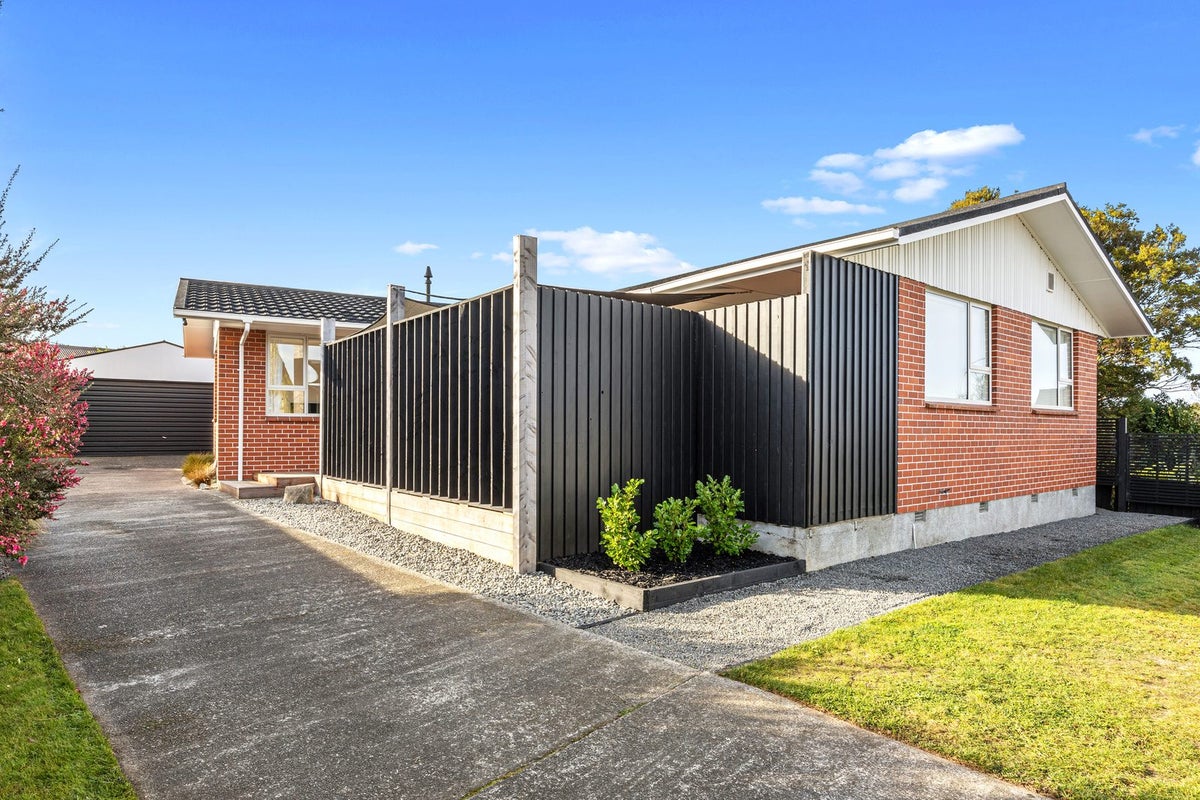 44 Harrowdale Drive, Avonhead, Christchurch - Carousel 16