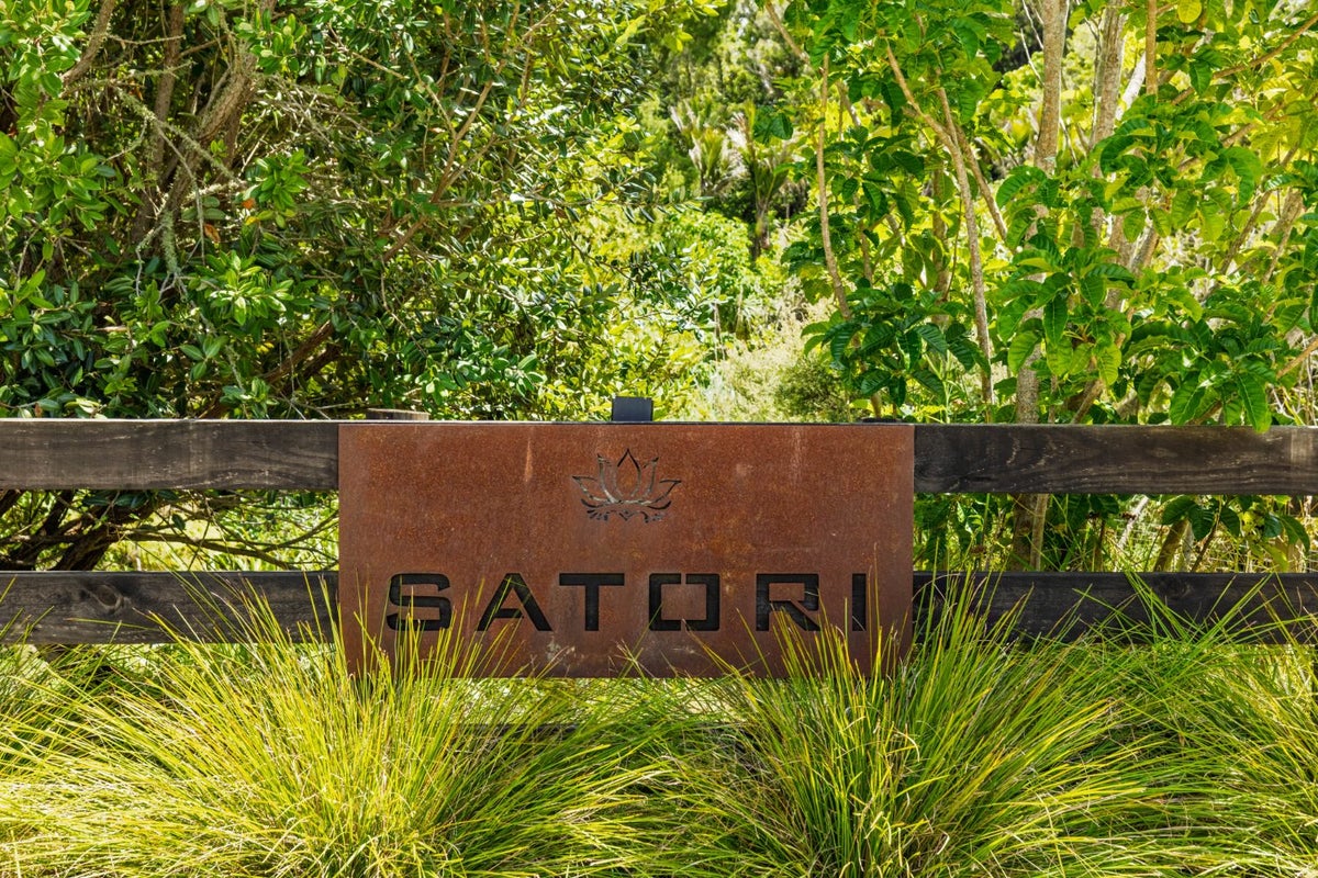 6 Te Pahi River Drive, Maungaturoto - Carousel 2