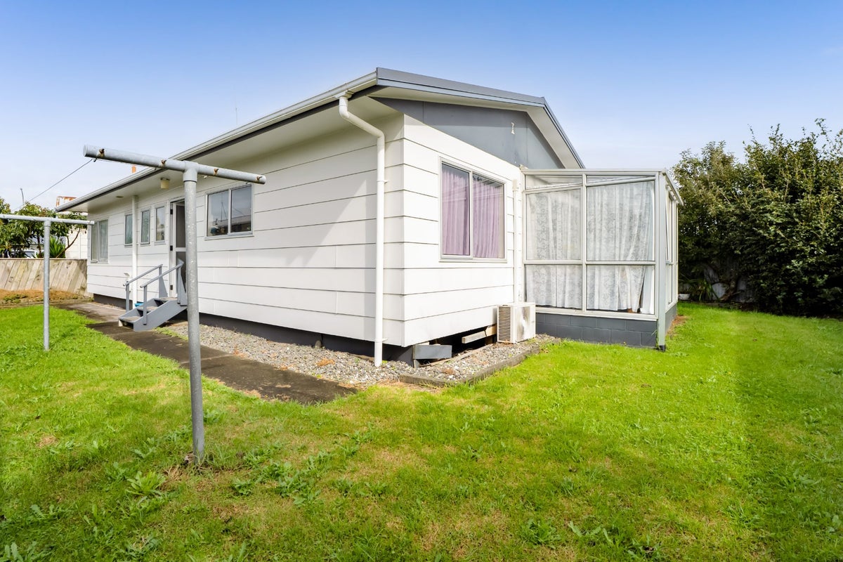 13A Glasgow Street, Bell Block, New Plymouth - Carousel 1