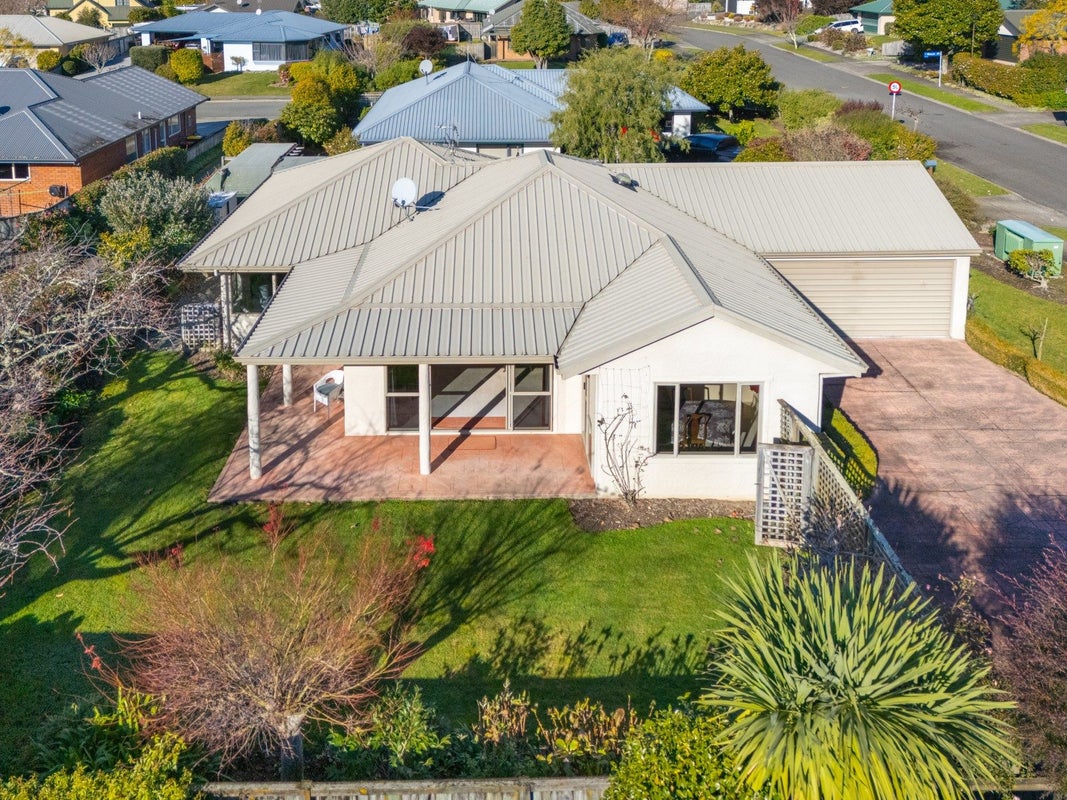 13 Appaloosa Avenue, Richmond - Carousel 2
