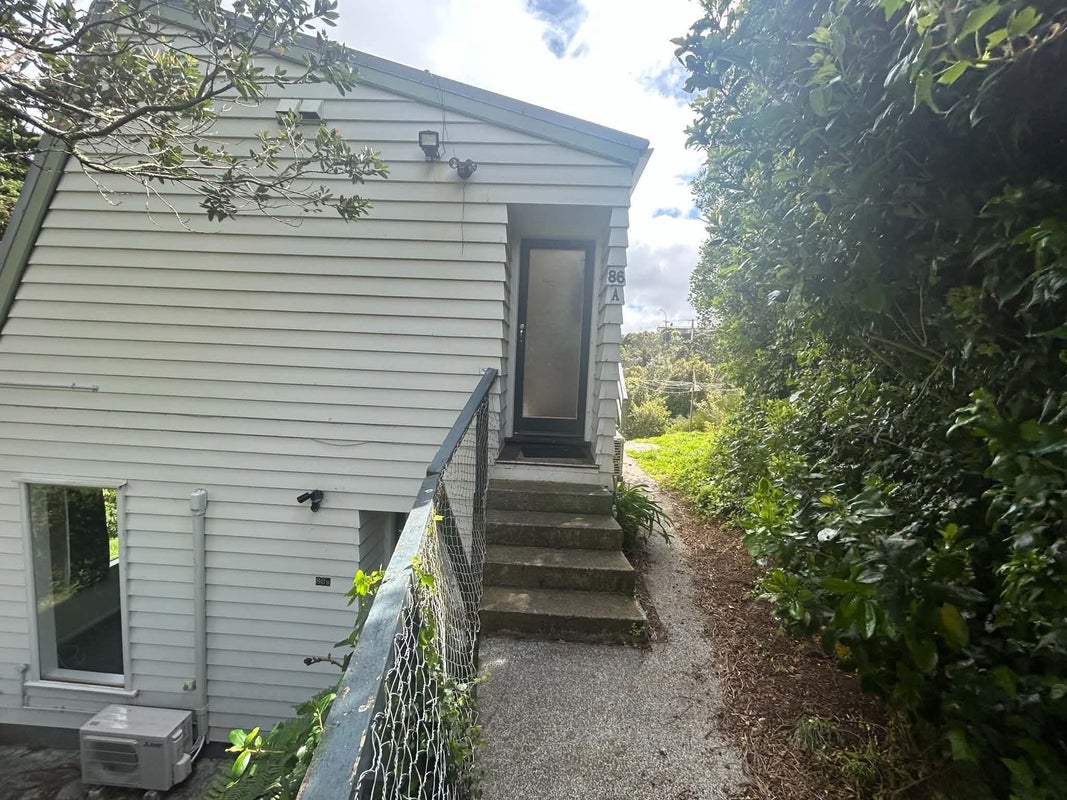86A Black Rock Road, Newlands, Wellington, Wellington - Carousel 1