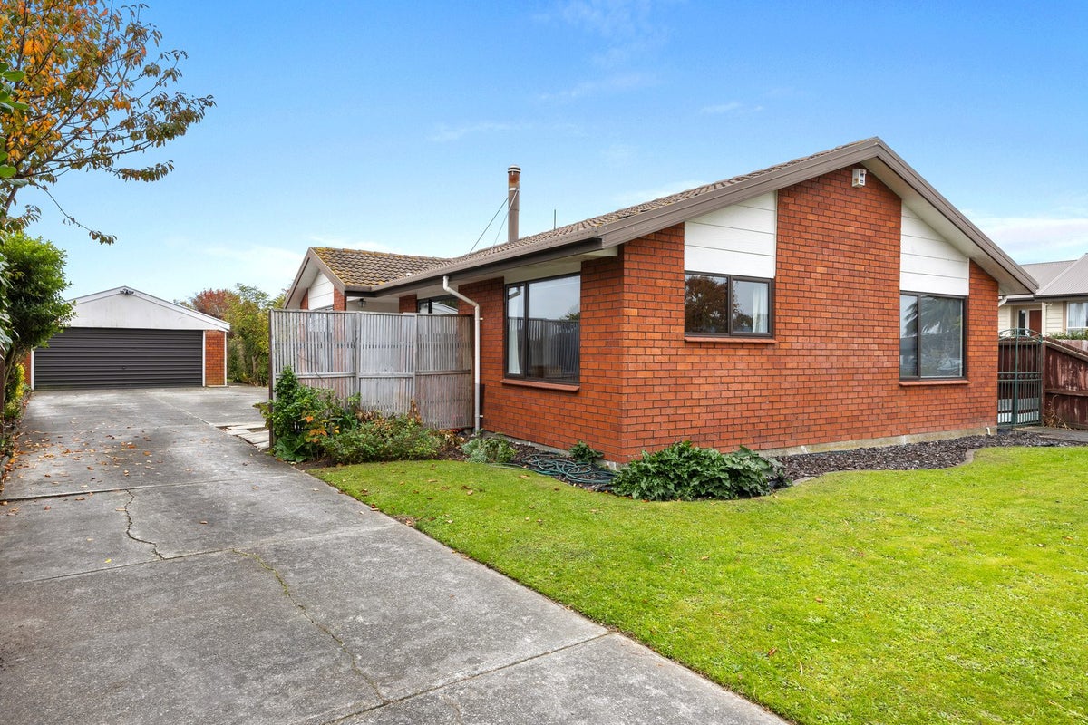 58 Cowes Street, Avondale, Christchurch - Carousel 1