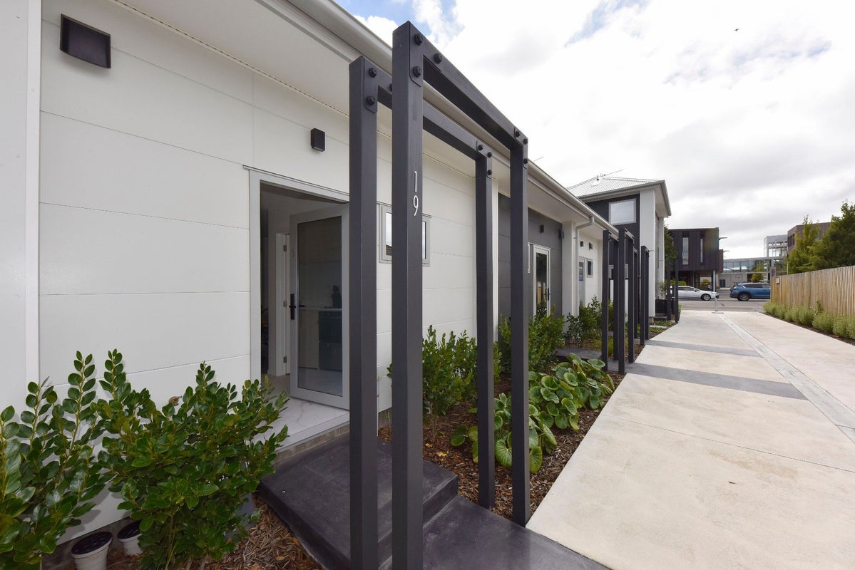 8/19 Winchester Street, Merivale, Christchurch City, Canterbury - Carousel 1